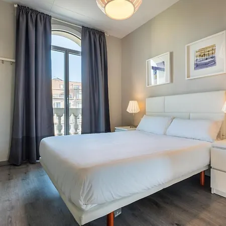 51par1011 In Parallel Apartment Barcelona