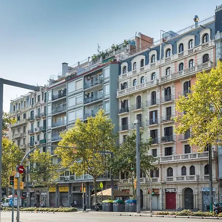 51par1011 In Parallel Apartment Barcelona