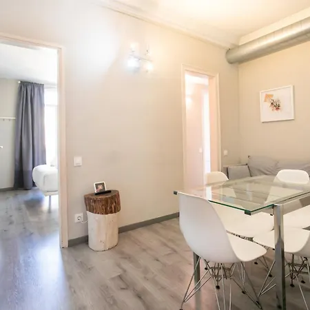 Apartment 51par1011 In Parallel