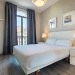 51par1011 In Parallel Apartamento Barcelona