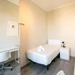 Appartement 51par1011 In Parallel *